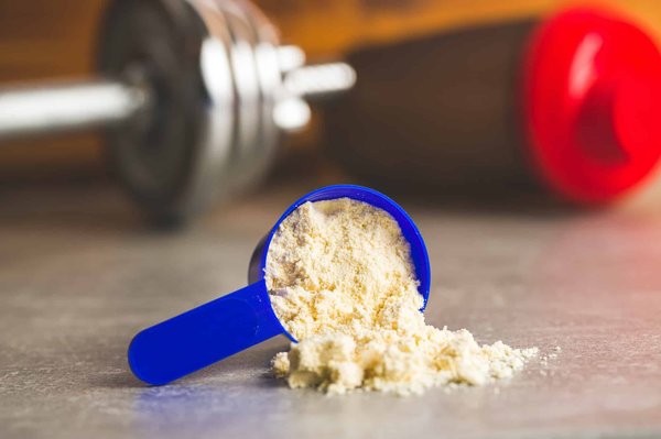 Mass gainer : qu'est-ce que c'est, comment il aide à la prise de masse musculaire ?